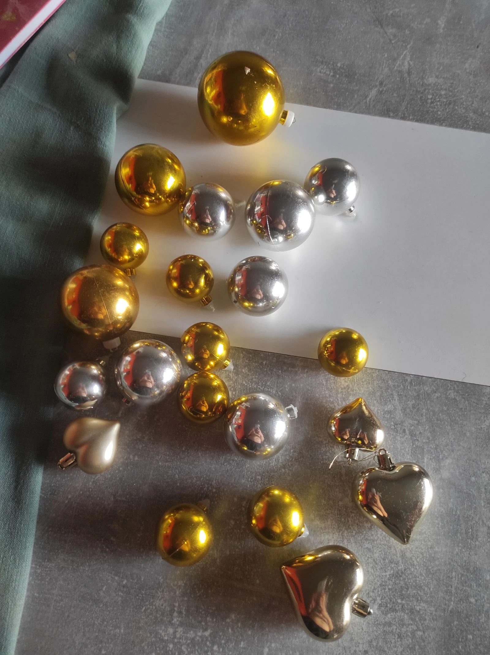 Lote 21 bolas de navidad varias 